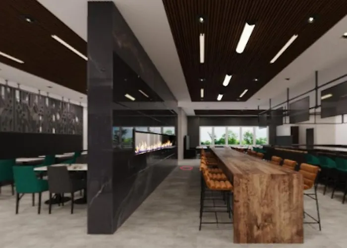 Chicago Marriott Northwest 5*